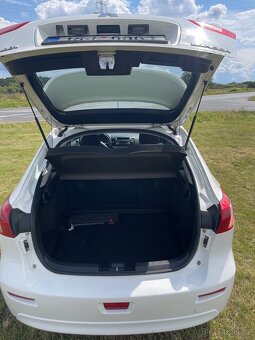 Mitsubishi Lancer sportback - 6