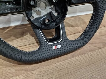 AUDI VOLANT KOZENY PERFOROVANY - 6