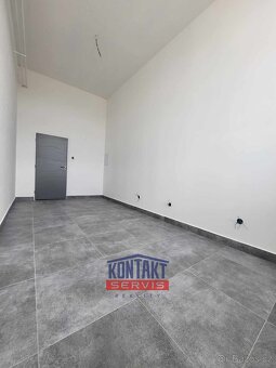 Pronájem skladovacích / kancelářských prostor, 32 m² -  U Sm - 6