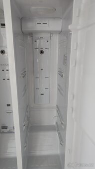 Americká lednice Samsung 496L - 6
