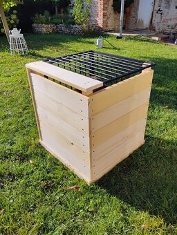 Vnitřní-interiorová odkládací klec pro psa, vyrobená na míru - 6