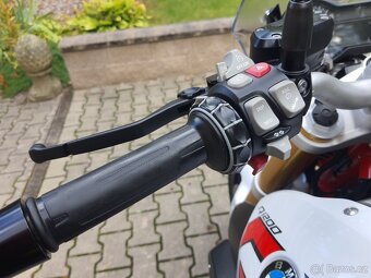 BMW R 1200 R -ABS, ASC,INFO, ESA,T VYHŘÍVANÉ RUKOJETI TEMPOM - 6