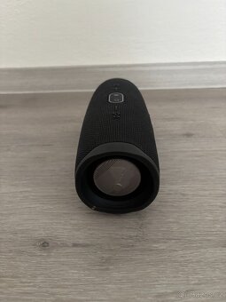 JBL Charge 4 a JBL GO Essential 2 - 6