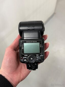 Nikon Speedlight SB-700-externí blesk - 6