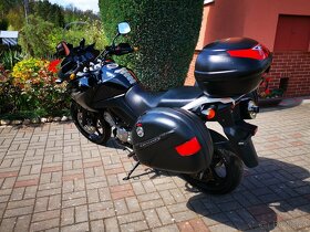 Suzuki DL650 V-Strom - 6