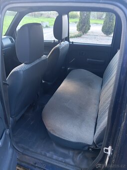 Toyota hilux 2,4td - 6