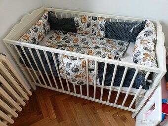 Věci po dětech - kolébka, postýlka, vaničky, aj. - 6