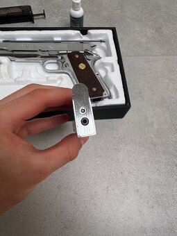 Plynový Colt Government Mark IV Series 70, Nickel Finish - 6