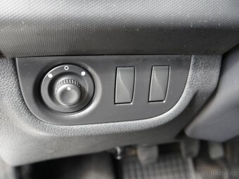 Dacia Logan 1.0 i , 54 kW benzín, 2018 - 6