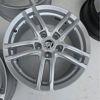 ALU SKODA SUPERB OCTAVIA YETI KAROQ 5x112 17" ET49 - 6