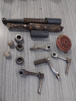 Jawa 50 pionyr, mustang, parez - dily - 6