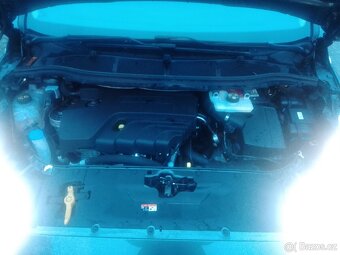 Ford Galaxy /2.0 TDCI 110Kw Titanium , aut. Motor 20.000 km - 6