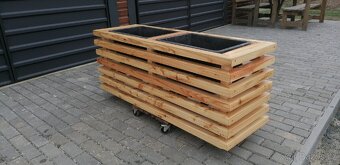 Dekorativní vyvýšené modřínové záhony - 6