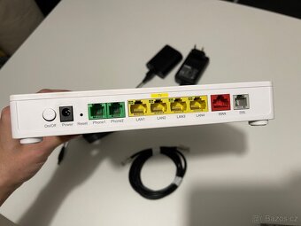 Anténa a router zařízení pro internetové připojení a TV - 6