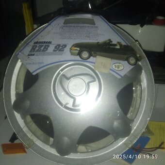 Nová sada poklic např. Škoda Lada Fiat Ford Renault aj.13" - 6