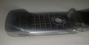 Motorola KRZR K1 modrá použitá - 6