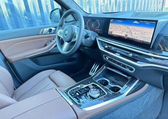 BMW X7 automat nafta 250 kw 2022 - 6