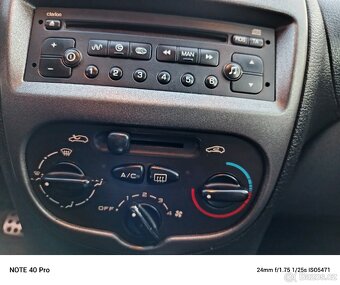 Peugeot 206 sw edice JBL - 6