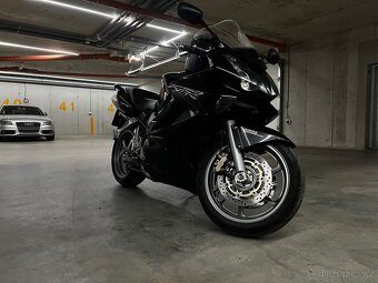 Honda VFR 800 2010 - 6
