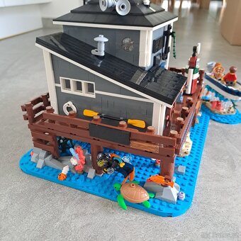Lego bricklink 910040 správce přístavu - 6