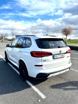 BMW X5 M50d vzduch nez. topení el tažné - 6