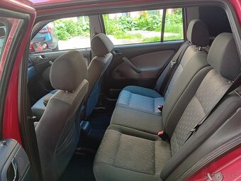 Škoda Octavia 1.6i rok 2009 - 6