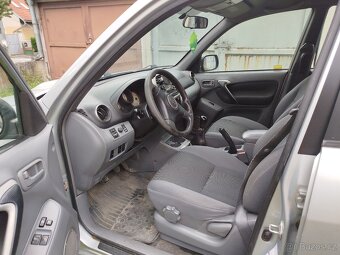 Toyota RAV4 2.0 D4D - 6