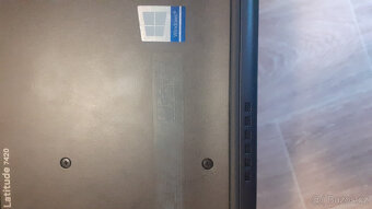 Dell Latitude 7420 - 6