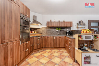 Prodej rodinného domu, 182 m², Žežice - 6