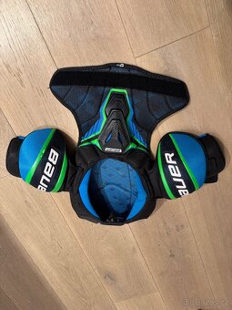 Ramena BAUER S21 X SHOULDER PAD -YTH VEL.M/M - 6