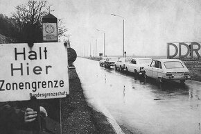 plechová cedule: Stůj Hraniční pásmo - 6