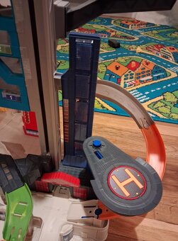 Garáž dráha pro auta Hot Wheels Ultimate Garage - 6