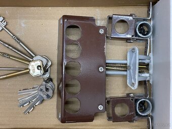 Vchodové protipožární dveře do bytu 80 L - ATRA - 6