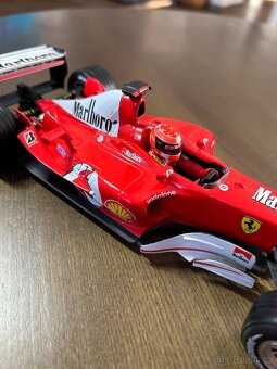 Ferrari F2003-GA 1:18 - 6