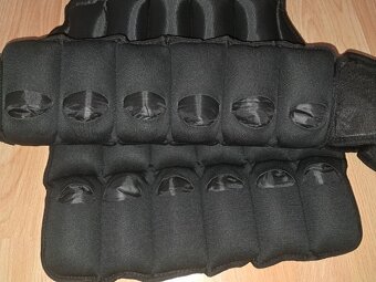 Zátěžová vesta 15 kg – GymBeam, ve výborném stavu - 6