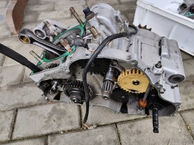 Aprilia Pegaso 650 - díly - motor - 6