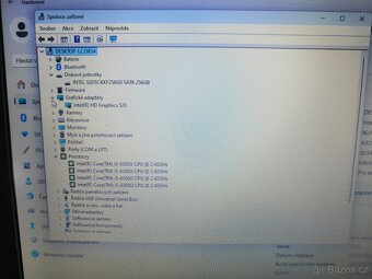 Dell 5570 i5 / 16 GB / 256 SSD / Windows 11 - 6