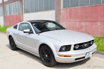 Ford Mustang KUPÉ 4.0i V6/MANUÁL/2006/KŮŽE/ - 6