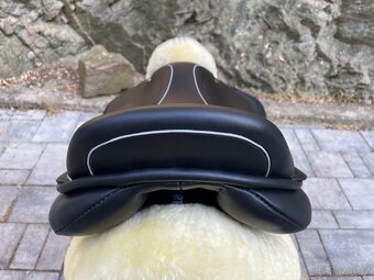 SKOKOVE SEDLO KENTAUR PERSEUS SP POSEDLI 17,5 KOMORA 2 - 6