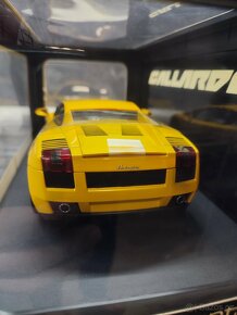 Lamborghini Gallardo 1:18 Autoart - 6