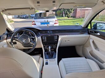 Volkswagen Passat 2.0 TDI 110 kW DSG - 6