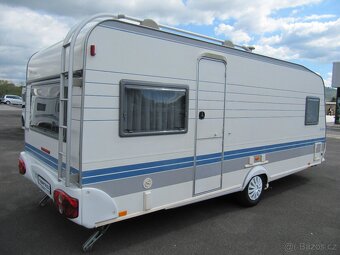 Prodám karavan Hobby 540 ufe,r.v.2002 + mover + předstan. - 6