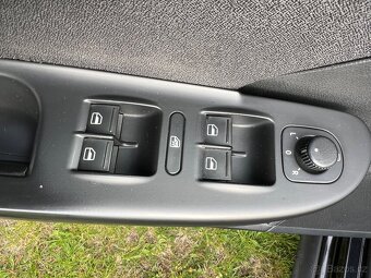 Volkswagen passat B6 1.9Tdi 77kw bez koroze - 6