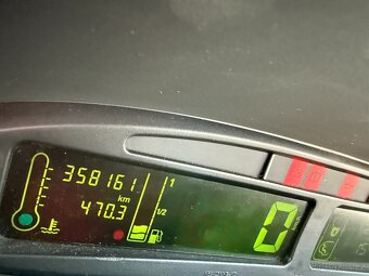 Náhradní díly - Citroen Xsara Picasso 2,0HDI 66kW r.v. 2006 - 6