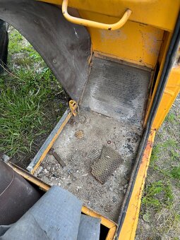 Praga V3S kabina - 6