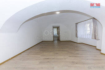 Pronájem bytu 1+kk, 53 m², Kutná Hora, Jungmannovo náměstí - 6