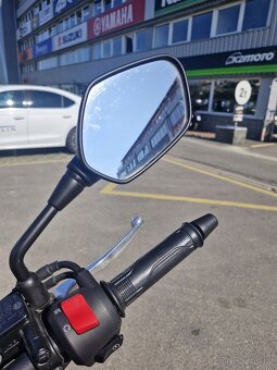 Honda CBR125R - 6