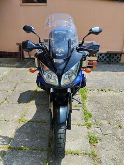 Suzuki DL650 V-Strom - 6