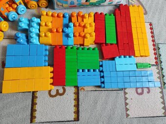 Mega Bloks 190 kusů + Hudební vláček - 6