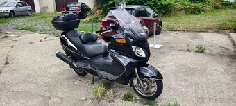 Suzuki Burgman 650 r.v.2003 - 6